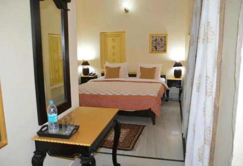 带阳台的豪华间, Shining Fort