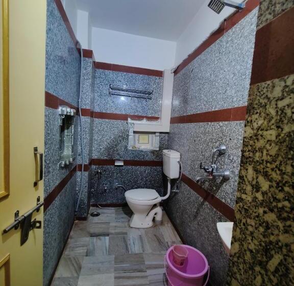 带大床的豪华间, Shining Fort