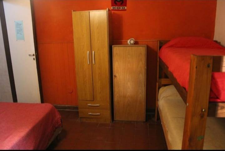 اتاق خانوادگی, Malecon En Calle Techada Hostel