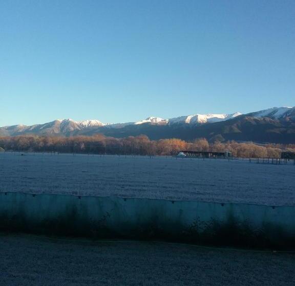 آپارتمان 1 خوابه با چشم‌انداز, Best View On Westview