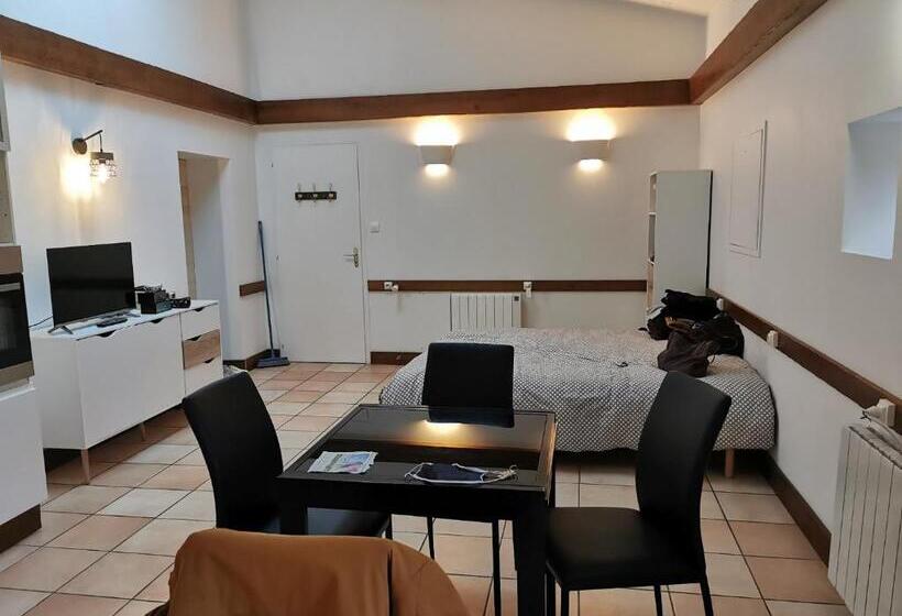 إستوديو قياسى, La Loge