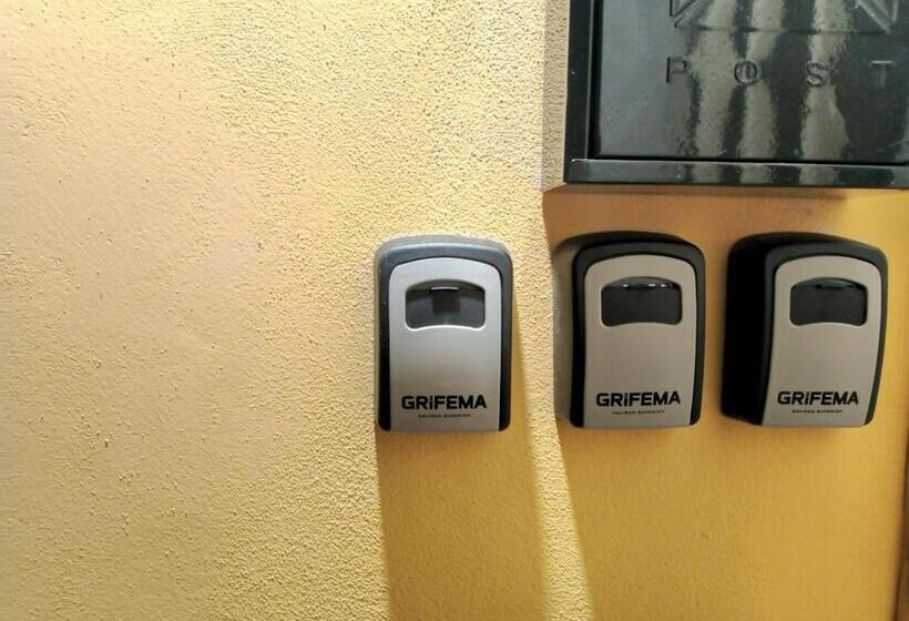 חדר סטנדרט לארבעה, Le Stanze Di Ginevra 2 Santa Maria A Vico