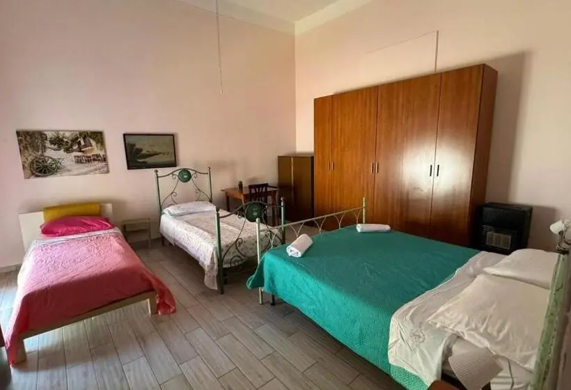 Huoneisto 1 Makuuhuone, Le Stanze Di Ginevra 2 Santa Maria A Vico