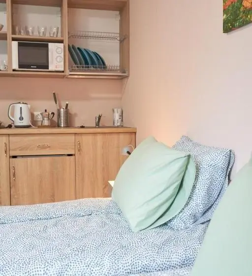 Huoneisto 1 Makuuhuone Pohjakerros, Thermal Apartman   Fsz