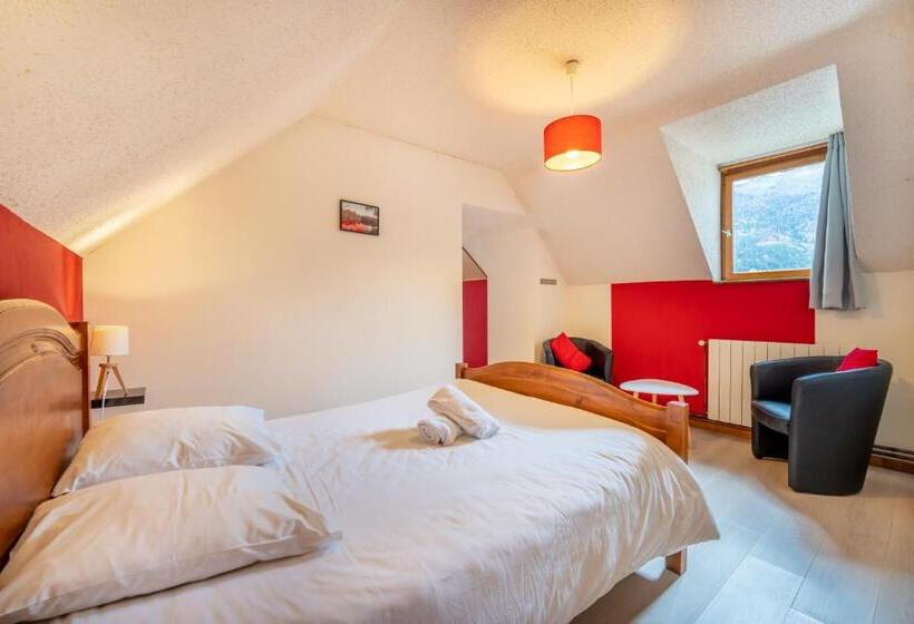 Семейный Номер Вид на Горы, La Bergerie