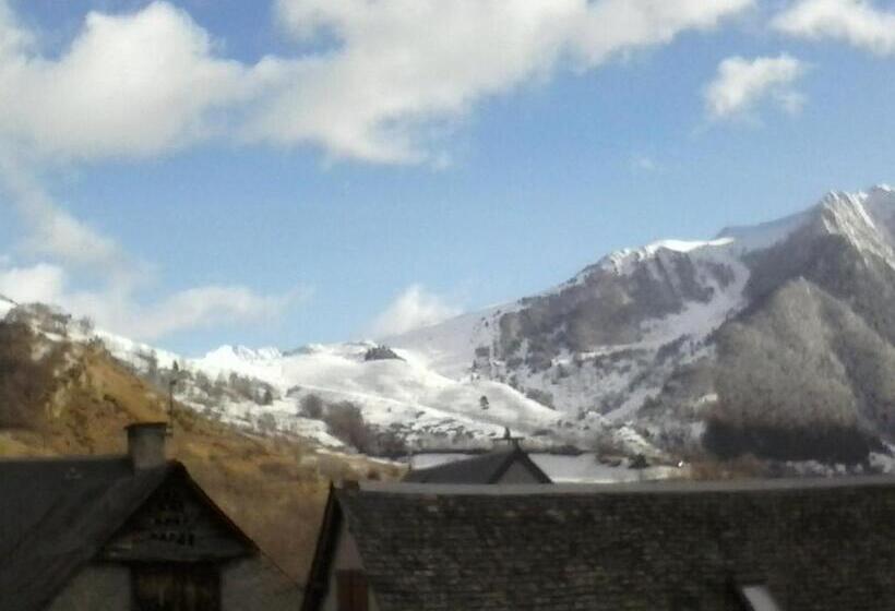 Семейный Номер Вид на Горы, La Bergerie