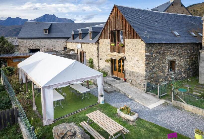 Семейный Номер, La Bergerie