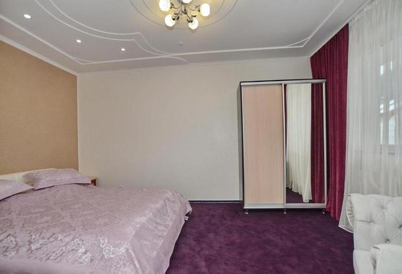스위트, Apart Hotel Orlan