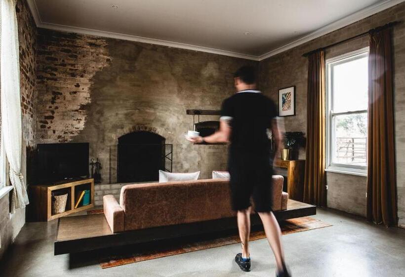 בית, חדר שינה 1, Ravenswood Homestead