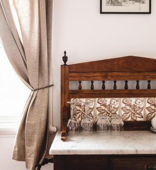 חדר סטנדרט לארבעה, Ravenswood Homestead