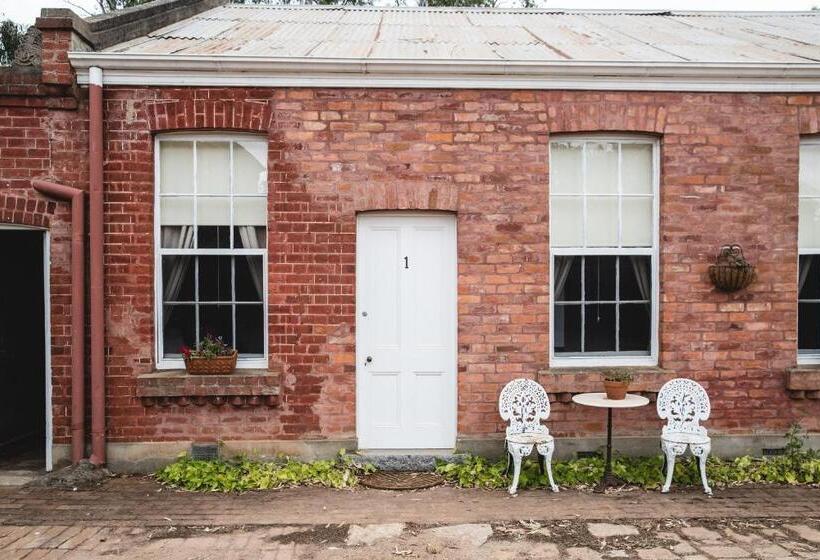 חדר סטנדרט, Ravenswood Homestead