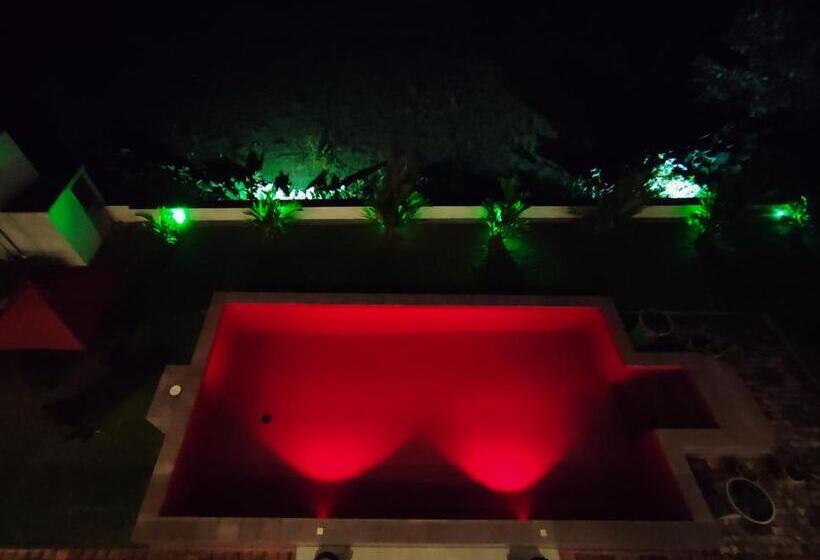 Стандартный Номер Кровать Кинг, Villa Red Pool