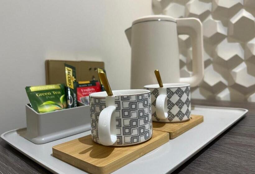 اتاق استاندارد یک تخته با بالکن, гостиница меридиан