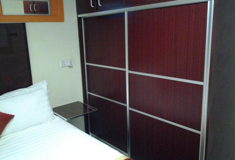 اتاق استاندارد, Keeme Nao