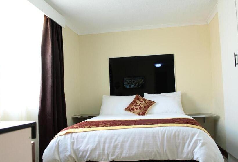 اتاق استاندارد, Keeme Nao