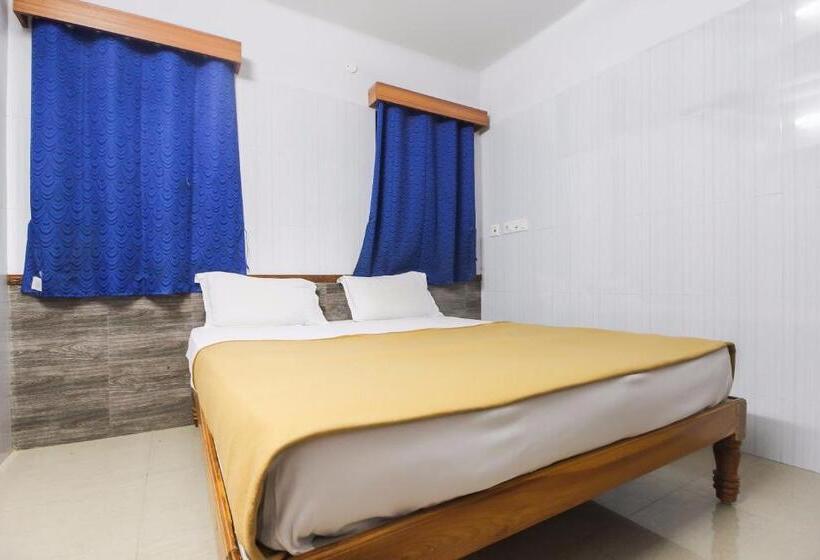 غرفة ديلوكس, Oyo 61145 Jks Deluxe Lodge