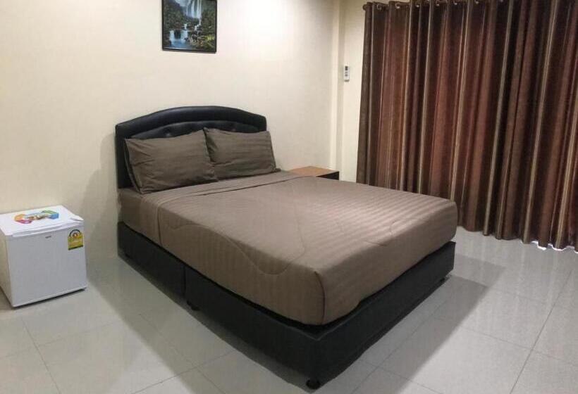 غرفة قياسية, Piman Inn Grand