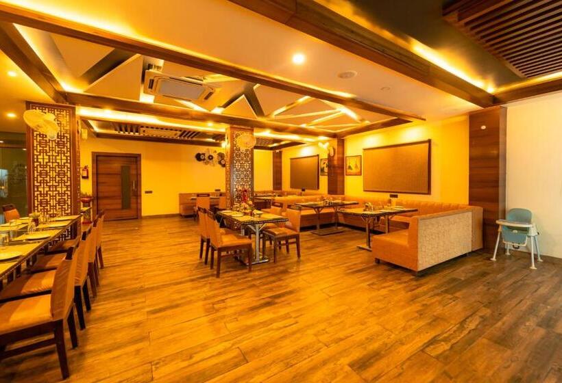 标准间带阳台, Royal Palace