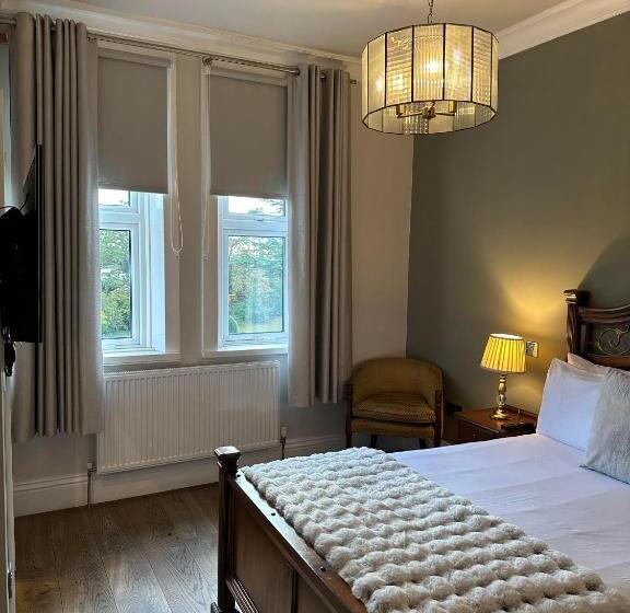 Номер Deluxe, The Manor At Bickley