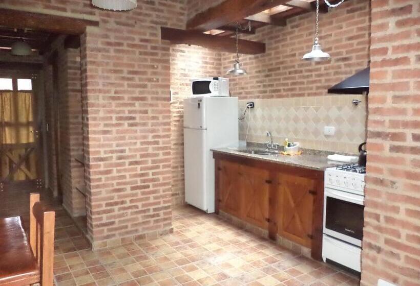 Семейное Бунгало, Mecohue