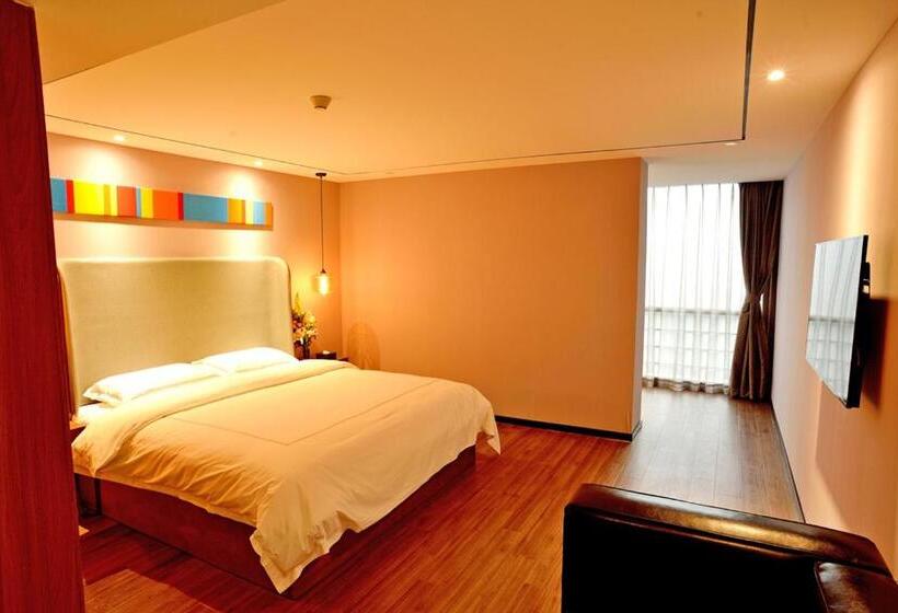 Quarto Classe Business, Meijin Serviced Apartment