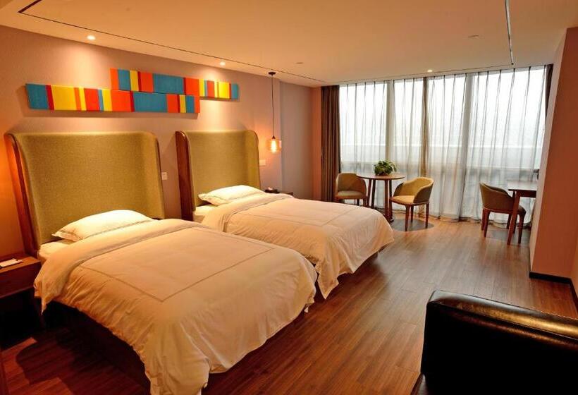 Quarto Classe Business, Meijin Serviced Apartment
