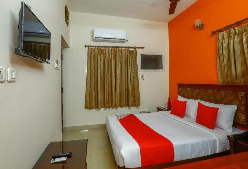 Triple Classic Room, Collection O Mamieyaar Veedu