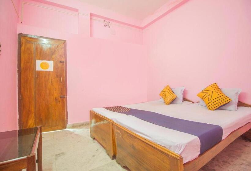 トリプルクラシックルーム, O Greenwood