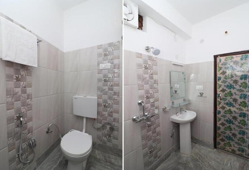 غرفة كلاسيكية ثلاثية, Oyo Hotel Asia Grand