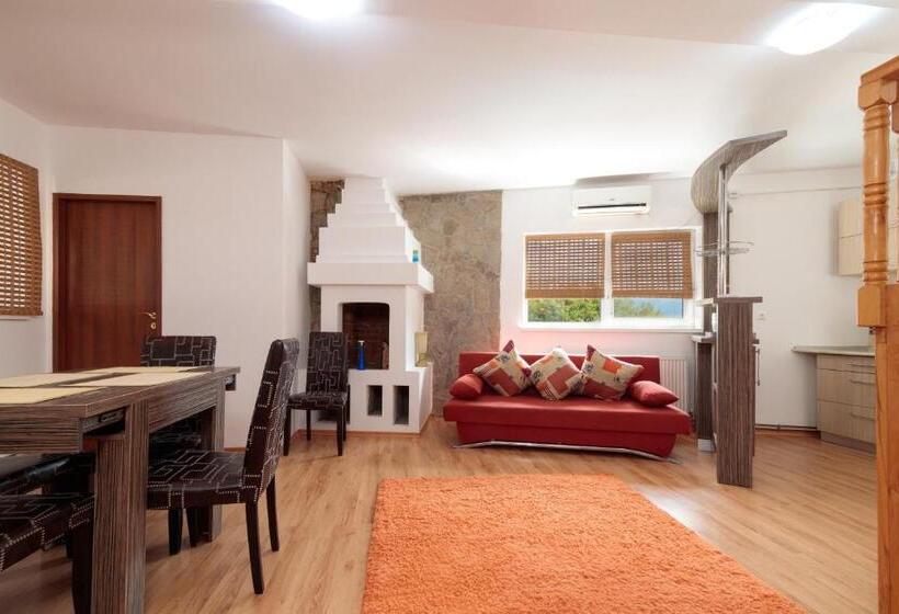 آپارتمان 2 خوابه, Casa Arbo