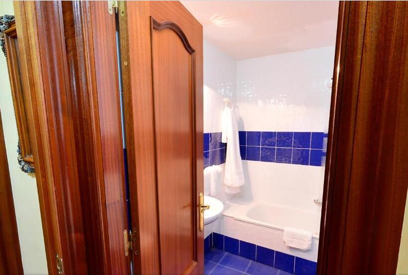 اتاق استاندارد, Hostal Bar Stop