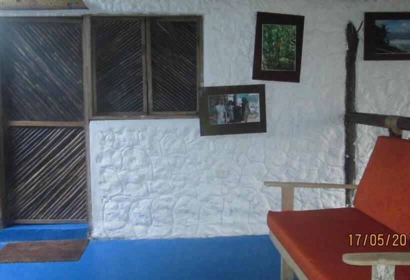 اتاق لوکس, Hostel Cattleya