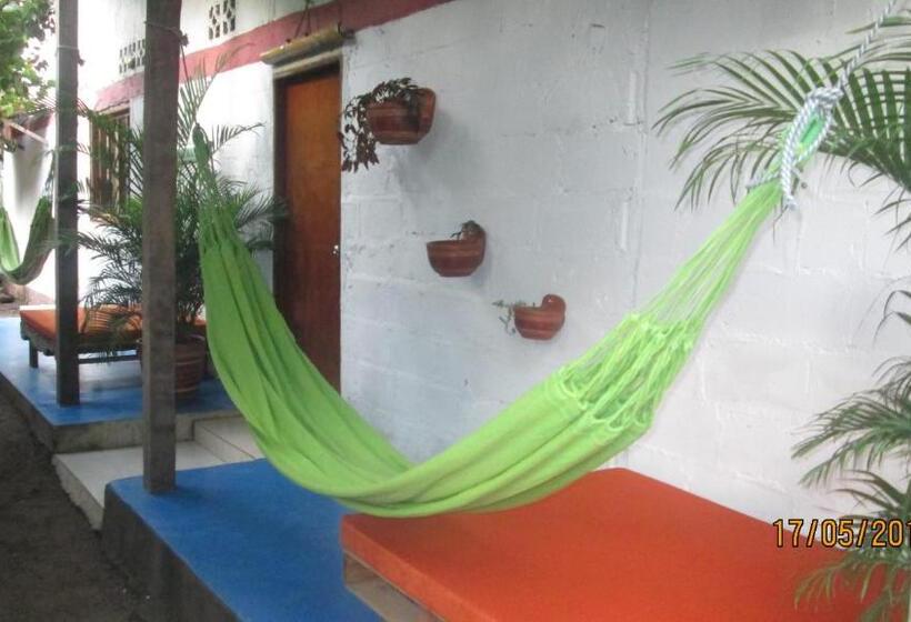 اتاق استاندارد, Hostel Cattleya