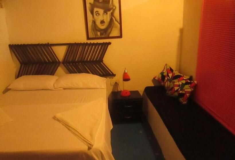 اتاق لوکس, Hostel Cattleya
