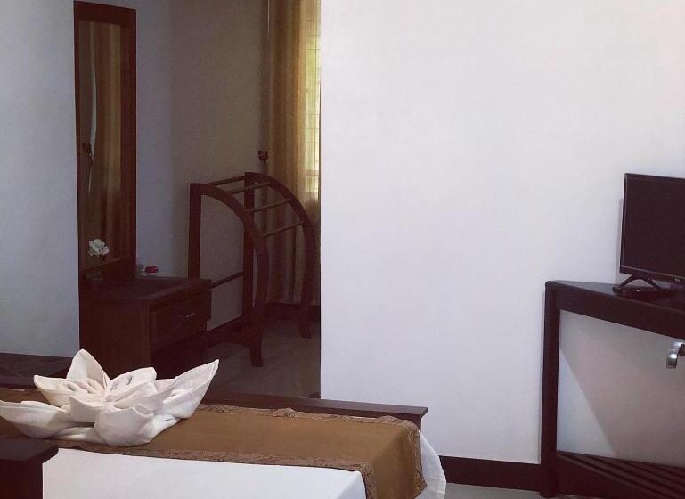 חדר סטנדרט, Kandyan Lounge