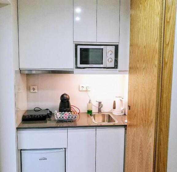 Номер Стандарт, Vitória S House