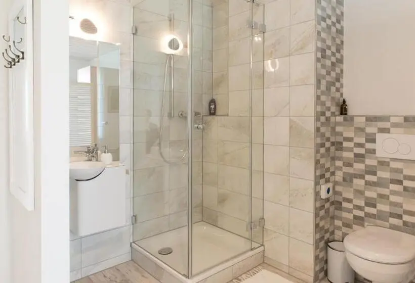 اتاق استاندارد, Pension Geerlisburg