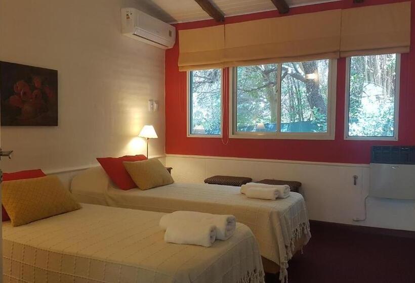 Номер Стандарт, Hostal La Quebrada