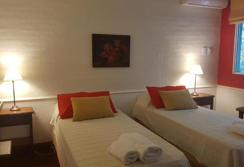 Номер Стандарт, Hostal La Quebrada