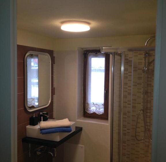 חדר סטנדרט עם מרפסת, B&b Gressoney