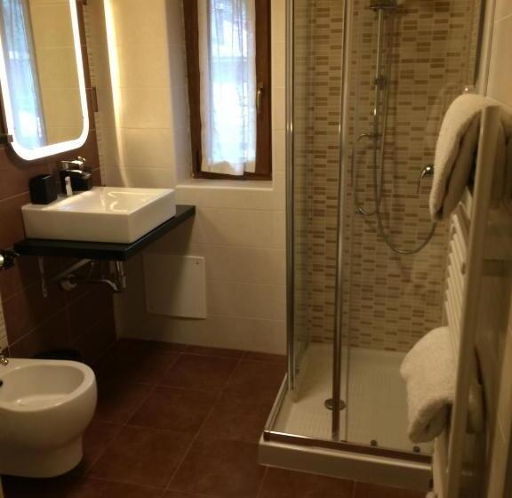 חדר סטנדרט עם מרפסת, B&b Gressoney