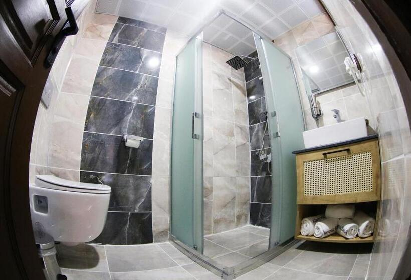 اتاق راحتی سه تخته, Albayrak Konağı Otel