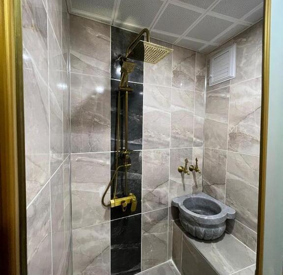 اتاق لوکس سه تخته, Albayrak Konağı Otel