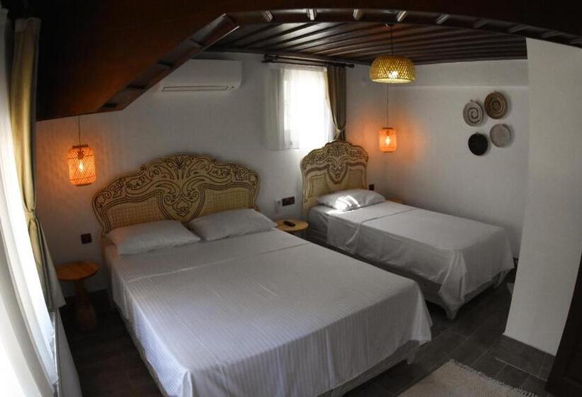 مجموعه ویستا شهر, Albayrak Konağı Otel