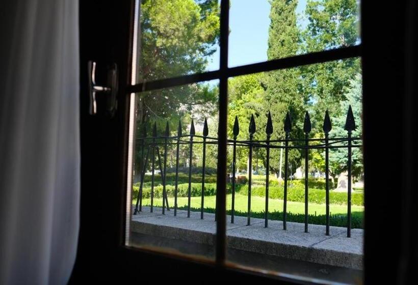 مجموعه ویستا شهر, Albayrak Konağı Otel