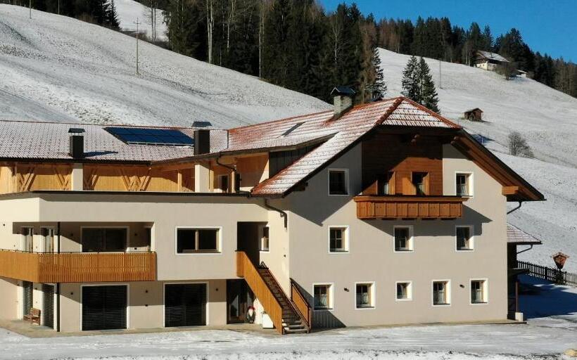 Апартаменты 1 Спальня, Almresidenz Unterrain Zum Hartl  1 Km By Car Distance Ski Slopes Kronplatz