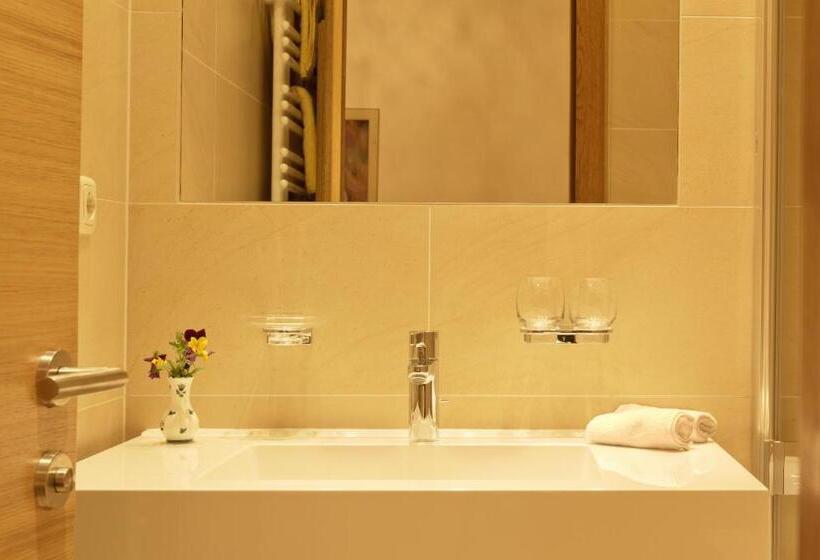 Номер Комфорт Индивидуальный, Angelika