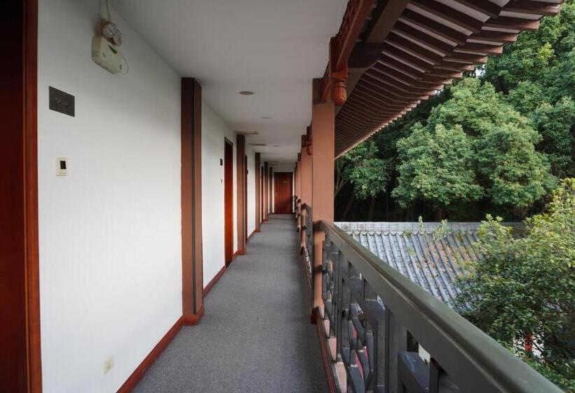 标准间带露台, Guilin Yi Characteristic Hotel Coltd