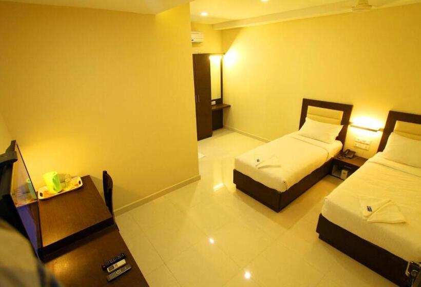 이코노미 싱글 룸, Samy