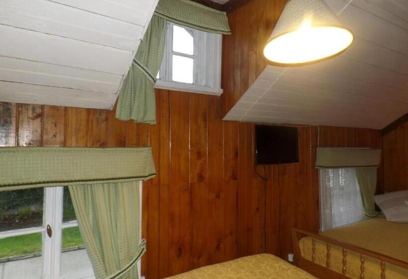 スタンダードトリプルルーム, Hostal Y Cabañas Villa Germana